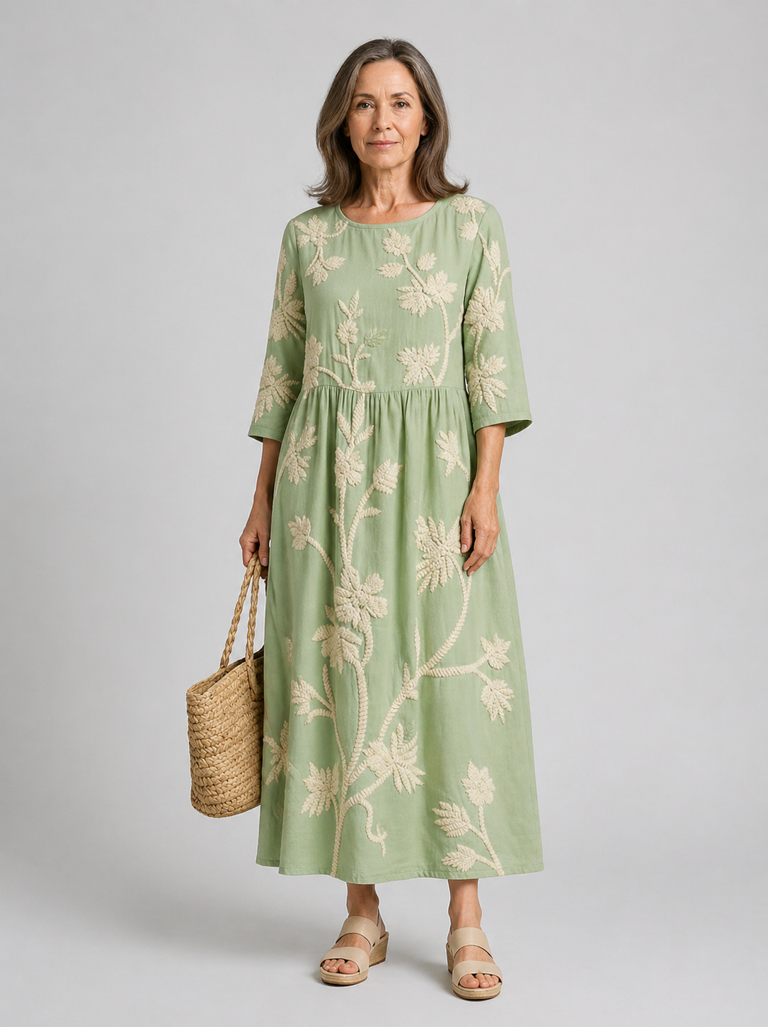 Gwen | Midi Kjole med Plante- og Blomsterprint